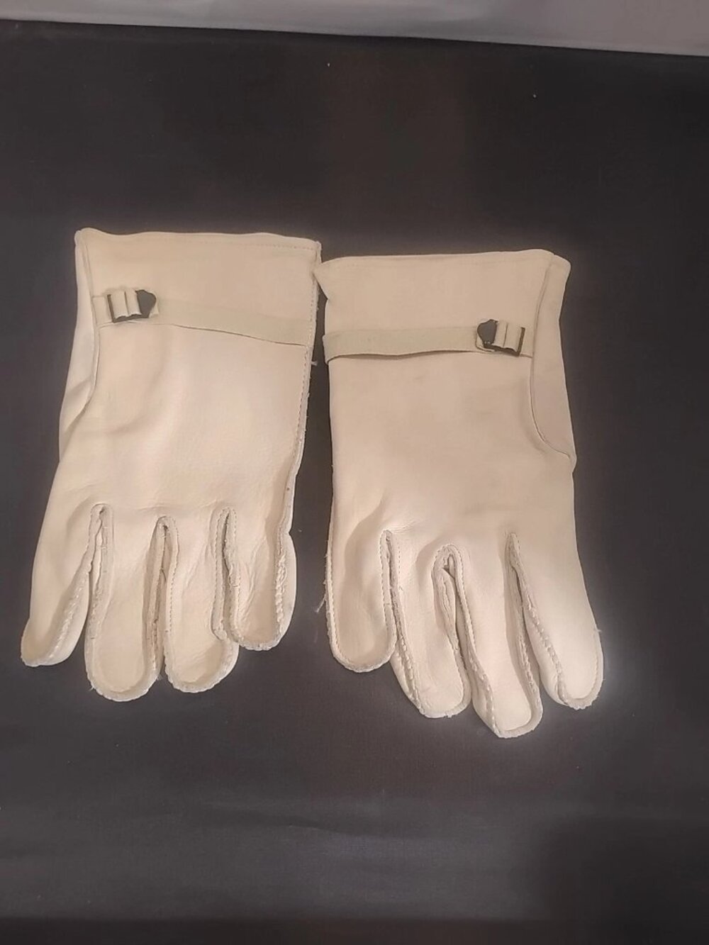 Steinberg Brothers Tan Cattlehide Leather Gloves Straps Size 5 Mens